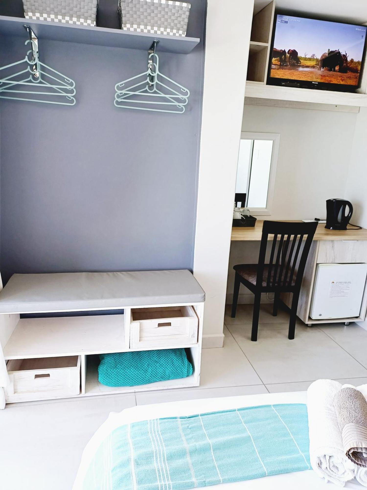 Langebaan Beach Towers Eksteriør billede
